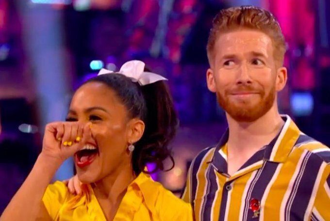 Neil Jones and Alex Scott both had a reaction to Motsi's comment