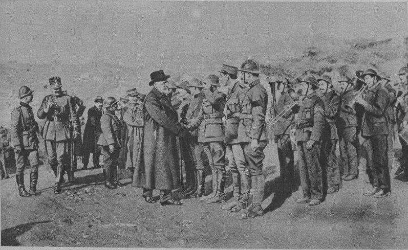 Ο Βενιζέλος επιθεωρεί το στράτευμα στο Μακεδονικό μέτωπο. 24 Δεκεμβρίου 1918