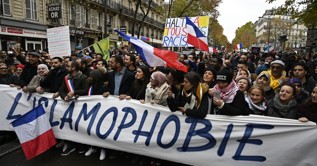 La marche contre l'islamophobie réunit 13.500 personnes à Paris - Le HuffPost