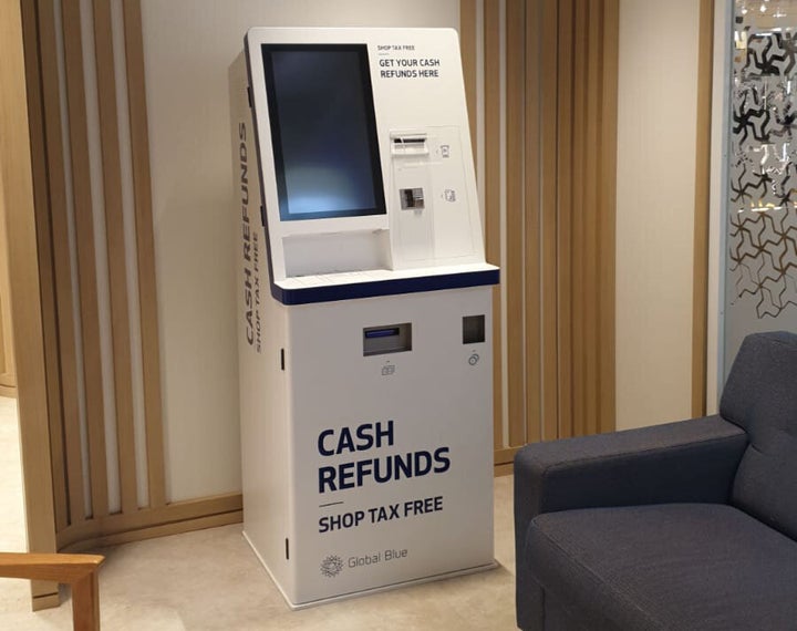 Cajero automático de devolución del IVA en el centro de El Corte Inglés de Paseo de la Castellana.