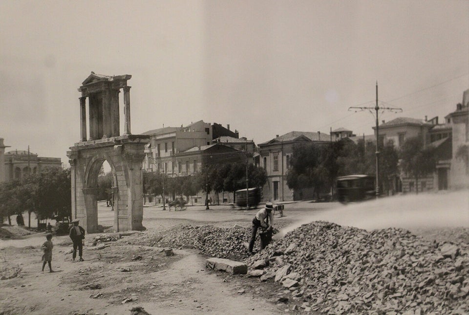 Εργασίες για το δίκτυο...