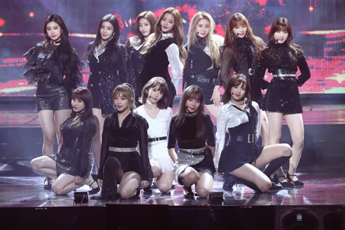 IZ*ONE  まとめ売り IZ*ONE まとめ売り - メルカリ