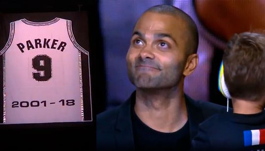 Tony Parker est le premier Français dont le maillot a été retiré en