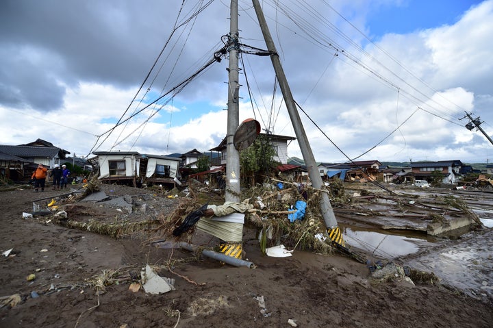 台風19号の影響で河川の堤防が決壊した付近の被害の様子 長野県 2019年10月15日撮影