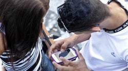 La recomendación de Facua para que tu factura de móvil pueda ser hasta 30 euros más barata (por lo