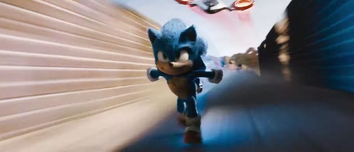 Sonic outruns Dr Eggman in the new trailer.
