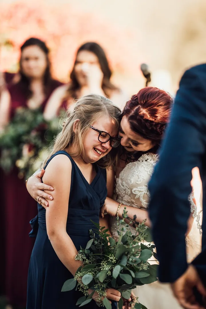 Groom Makes The Most Heartfelt Vows To His 9 Year Old Stepdaughter