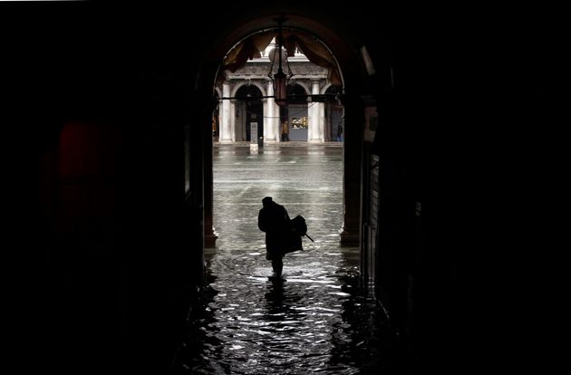 «Πνίγηκε» η Βενετία: Σε κατάσταση εκτάκτου ανάγκης λόγω