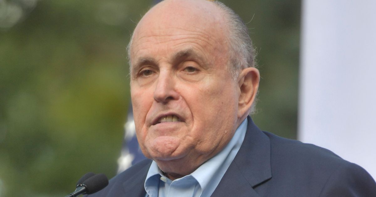 Rudy Giuliani's Op-Ed Defense Of Donald Trump Backfires Spectacularly ...