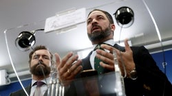 Abascal cree que Sánchez debería dimitir por 