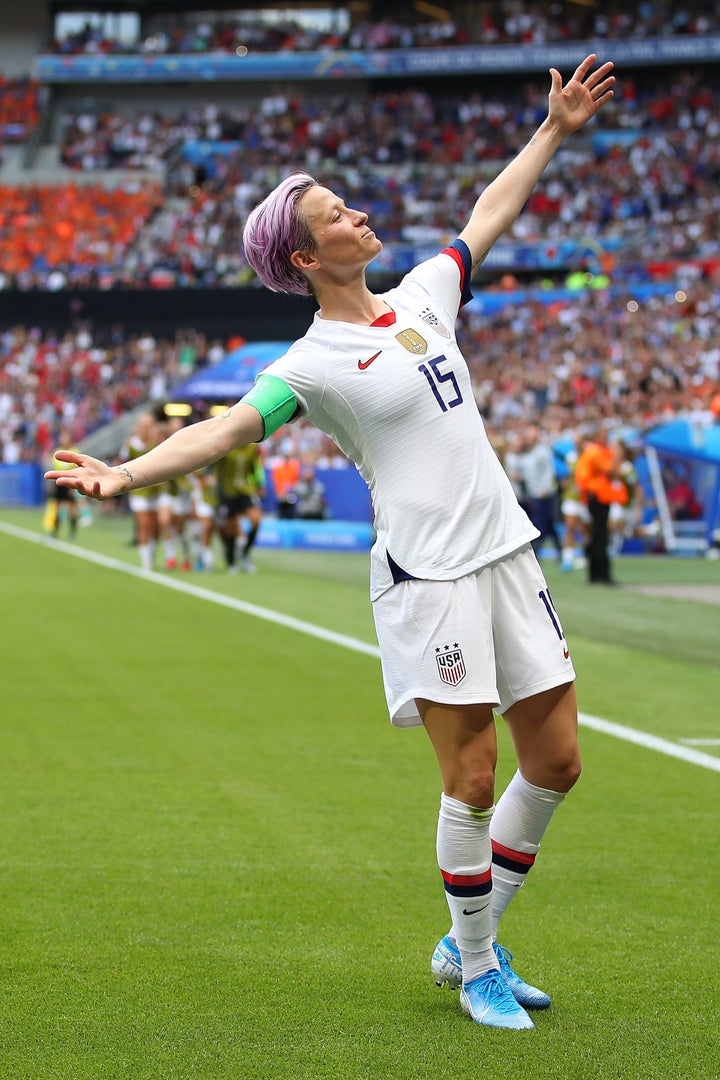 Megan Rapinoe criticizes NFL over Colin Kaepernick, acknowledges her  'whiteness' in award speech