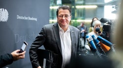 Los partidos alemanes se unen para retirar el cargo a un diputado ultra por