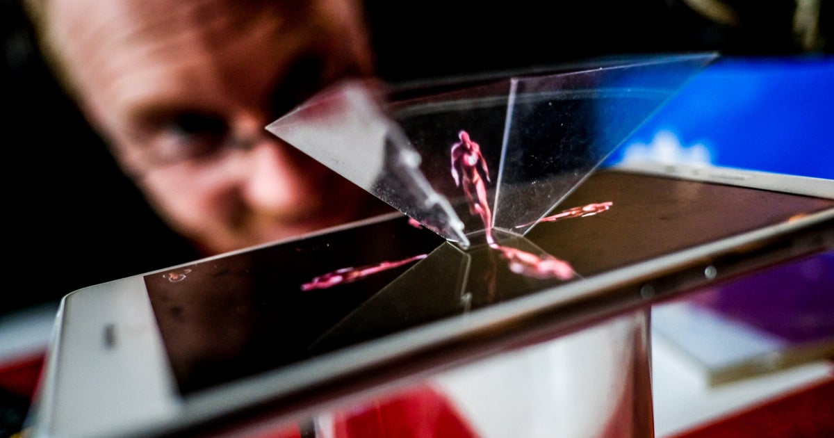 Un Hologramme 3d Qu On Peut Toucher Cree Par Des Scientifiques Le Huffpost Un Hologramme 3d Qu On Peut Toucher Cree Par Des Scientifiques Le Huffpost