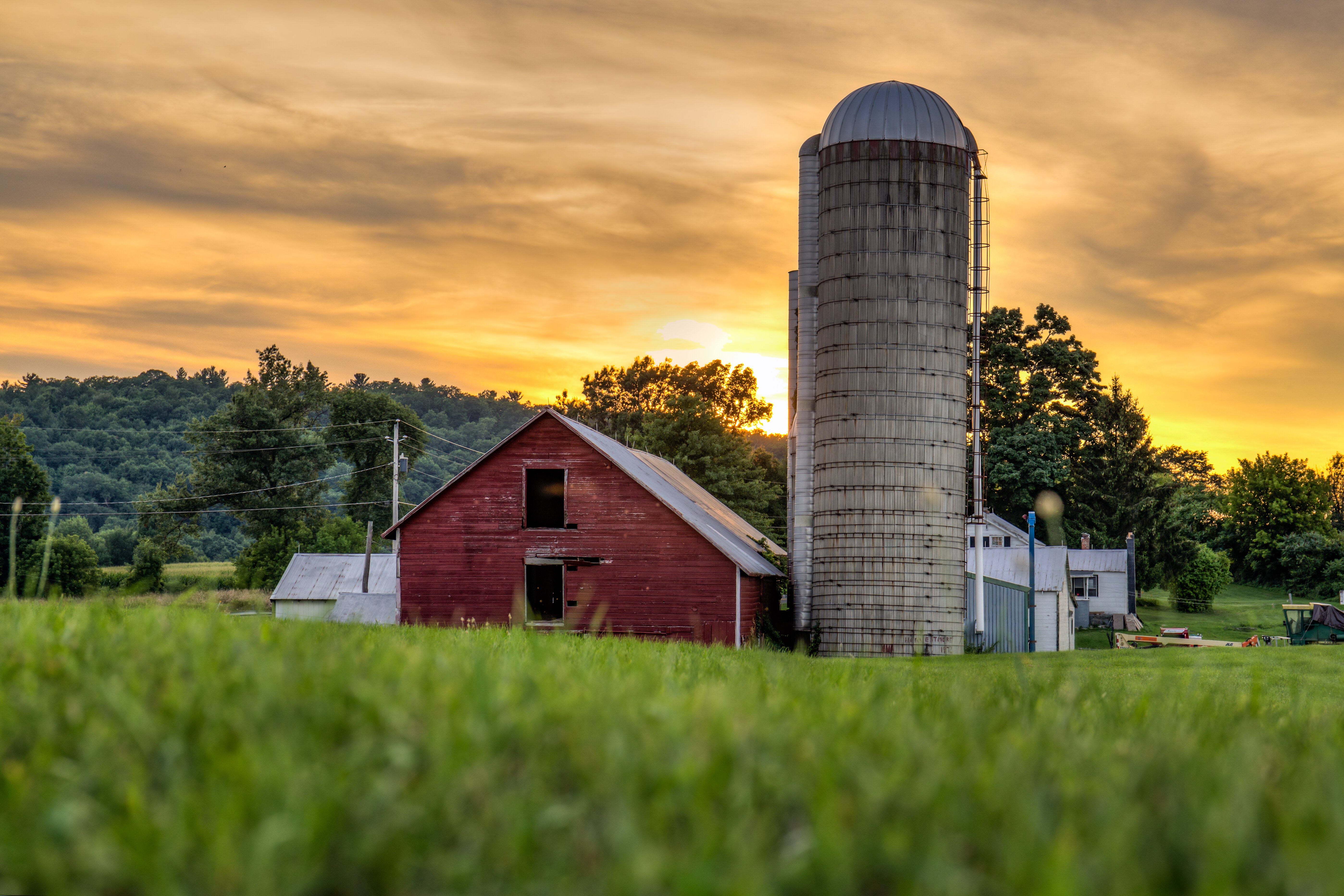 Trump Hails New Farm Aid Billions As Report Reveals Money Helps Wealthy, Southerners