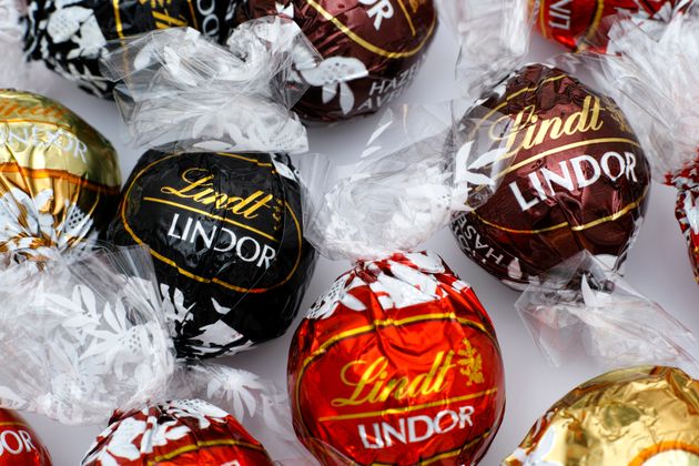 Lindt Pick And Mix Stands Are Coming To A Sainsburys Near You This Christmas