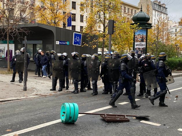 Plusieurs Syndicats Policiers Appellent à Rejoindre La Grève