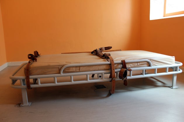 Hospital Psychiatric Wards Now Feel Like Prisons Some Say Huffpost