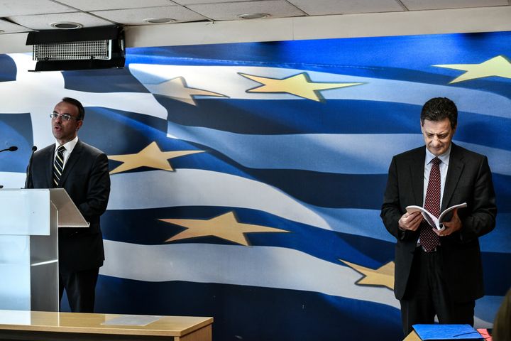 Η κυβέρνηση επιμένει ότι το 2020 η Ελληνική Οικονομία θα επιτύχει ρυθμό ανάπτυξης 2,8%.