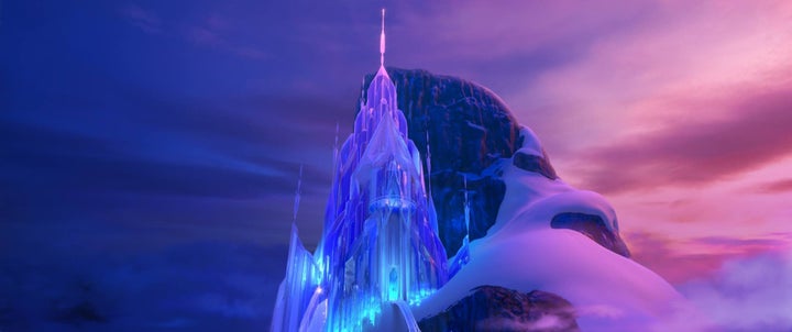 Fotograma del Palacio de Hielo en 'Frozen'.