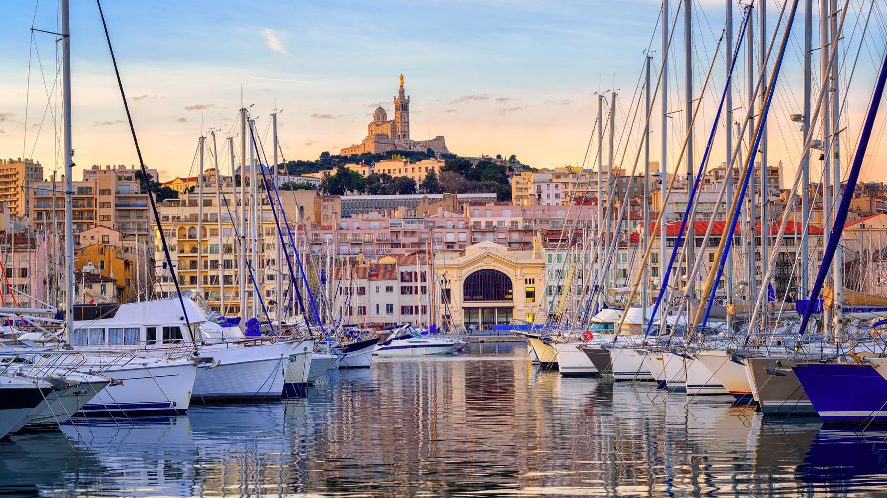 L Anima Freak Di Marsiglia Tra Profumi D Oriente E Moderne Architetture Huffpost Italia Life