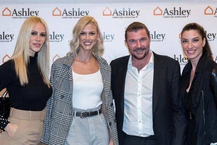 Εγκαίνια για το πρώτο κατάστημα Ashley Homestore στην Ελλάδα