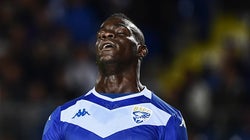 Balotelli “travaille à s’éclaircir”: les propos racistes de son président ne passent