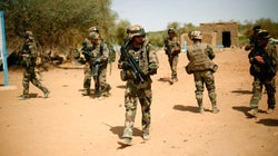 Trece militares franceses muertos en una operación antiterrorista en