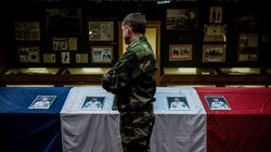 Après le crash au Mali, les boites noires des hélicoptères ont été