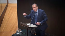 Ortega Smith es reprobado en el Ayuntamiento de Madrid gracias al voto de