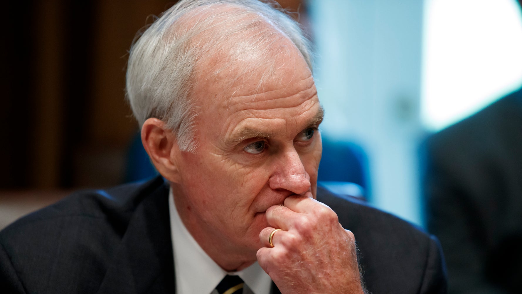 Westlake Legal Group 5ddf1c51210000ab9834e4d2 Ousted Navy Secretary Digs At Trump In Washington Post Op-Ed
