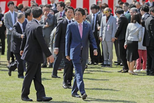 桜を見る会」問題の本質～安倍首相説明の「詰み」を盤面解説 | ハフポスト 政治