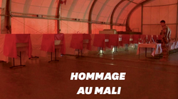 À Gao au Mali, l’hommage aux 13 militaires français morts en