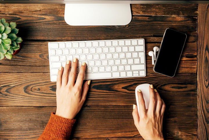 We were wondering what HuffPost readers are <em>actually</em> buying on the biggest shopping day of the year. From a <a href="https://fave.co/2rt45o0" target="_blank" role="link" class=" js-entry-link cet-external-link" data-vars-item-name="gold Macbook" data-vars-item-type="text" data-vars-unit-name="5db8880ce4b0bb1ea3708b43" data-vars-unit-type="buzz_body" data-vars-target-content-id="https://fave.co/2rt45o0" data-vars-target-content-type="url" data-vars-type="web_external_link" data-vars-subunit-name="article_body" data-vars-subunit-type="component" data-vars-position-in-subunit="58">gold Macbook</a> to <a href="https://fave.co/2OoJSax" target="_blank" role="link" class=" js-entry-link cet-external-link" data-vars-item-name="a deal on a Dyson vacuum" data-vars-item-type="text" data-vars-unit-name="5db8880ce4b0bb1ea3708b43" data-vars-unit-type="buzz_body" data-vars-target-content-id="https://fave.co/2OoJSax" data-vars-target-content-type="url" data-vars-type="web_external_link" data-vars-subunit-name="article_body" data-vars-subunit-type="component" data-vars-position-in-subunit="59">a deal on a Dyson vacuum</a>, readers have found some of the best deals happening today. Because imitation is the highest form of flattery, we pulled together a small list of some of the top items HuffPost readers are buying on Black Friday 2019, in case you like them too.