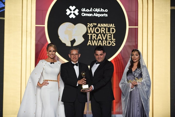 World’s Leading Boutique Resort 2019 - Santo Maris Oia Luxury Suites & Spa 