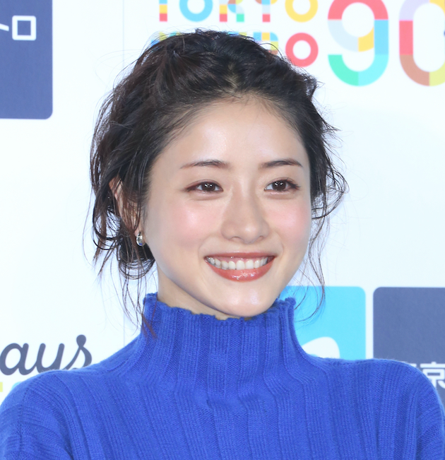 石原さとみさん、女優で唯一の写真集売り上げTOP10入り。支持を集める理由は?