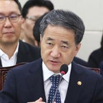 복지부 장관이 '성남 어린이집 성폭행' 파문에 대해 한