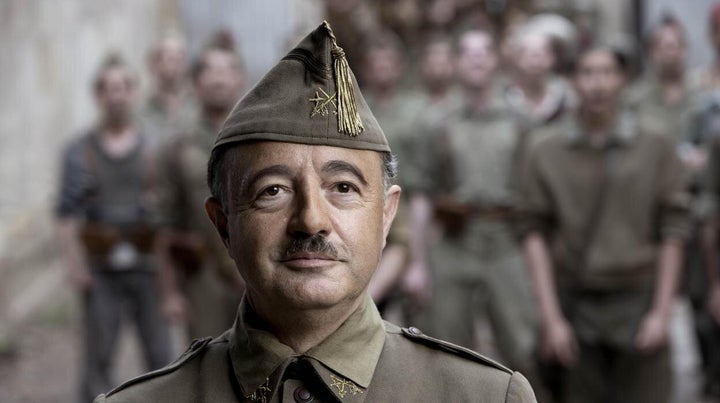 Un fotograma de 'Mientras dure la guerra'