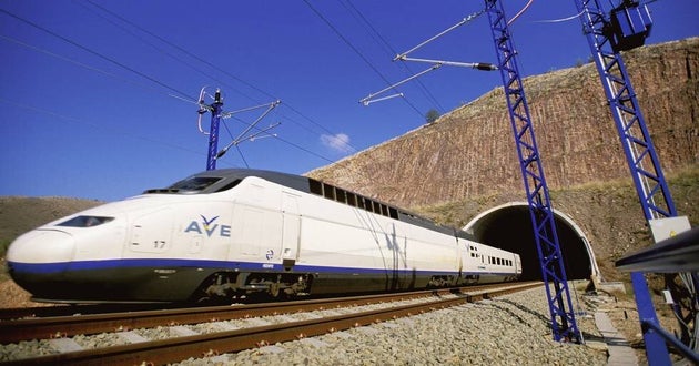 Tren de Alta Velocidad AVE Madrid -