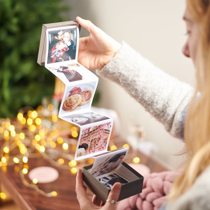 <a href="https://fave.co/351zlcg" role="link" class=" js-entry-link cet-external-link" data-vars-item-name="Personalised Pop Out Photo Album In Box, Oakdene Designs, Not On The High Street" data-vars-item-type="text" data-vars-unit-name="5de7e34fe4b00149f739d8db" data-vars-unit-type="buzz_body" data-vars-target-content-id="https://fave.co/351zlcg" data-vars-target-content-type="url" data-vars-type="web_external_link" data-vars-subunit-name="article_body" data-vars-subunit-type="component" data-vars-position-in-subunit="30">Personalised Pop Out Photo Album In Box, Oakdene Designs, Not On The High Street</a>, £15
