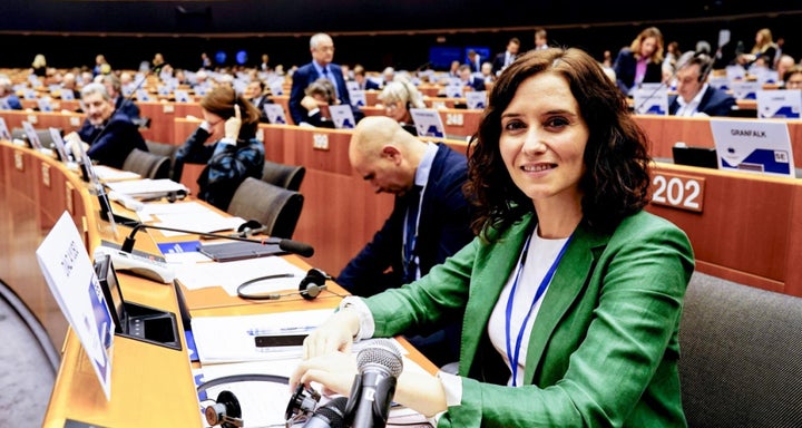 La presidenta de la Comunidad de Madrid, Isabel Díaz Ayuso, en el Comité de las Regiones