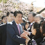 「桜を見る会」が5分で分かる。安倍首相の関与、破棄された招待名簿など5つのポイント
