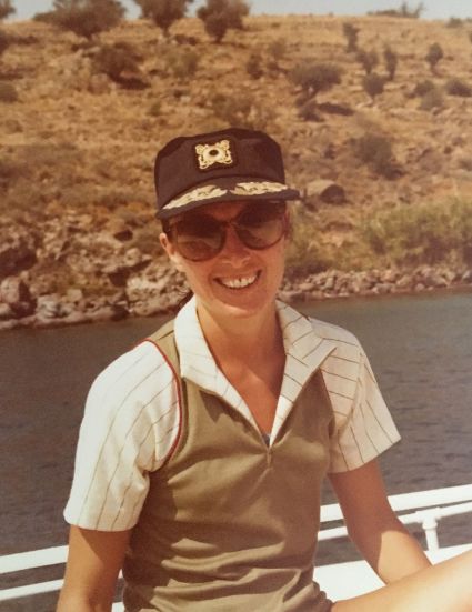 My Mom Was A Spy For The Cia And This Is What She Wore To Work