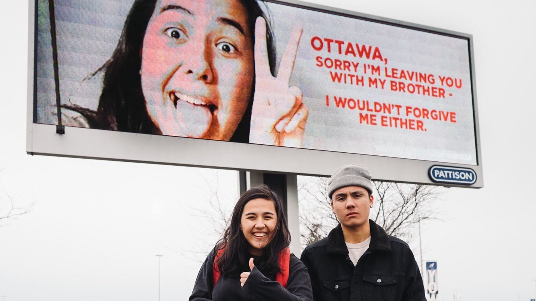 Elle Mills Canadian Youtuber Marks Her Departure From Ottawa With Giant Billboard Huffpost Canada Life