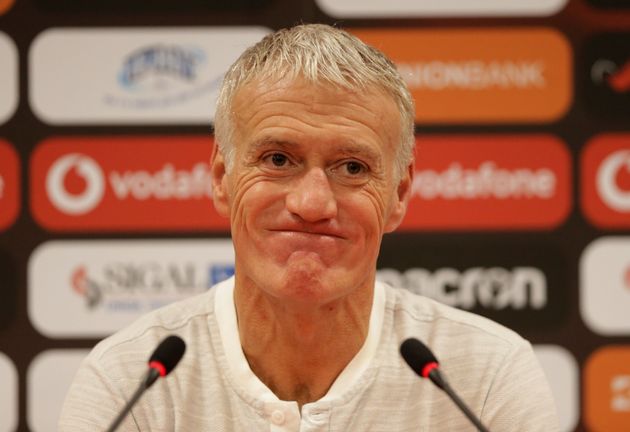 Didier Deschamps reconduit chez les Bleus jusqu'au Mondial ...