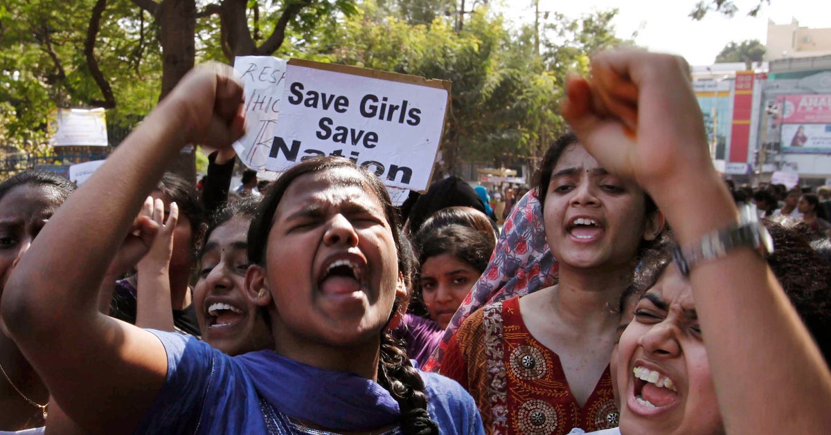 Домашнее насилие в индии. Насилие индийских девочек. Насилие в индии. Индийский преступник. Насилие в индии.