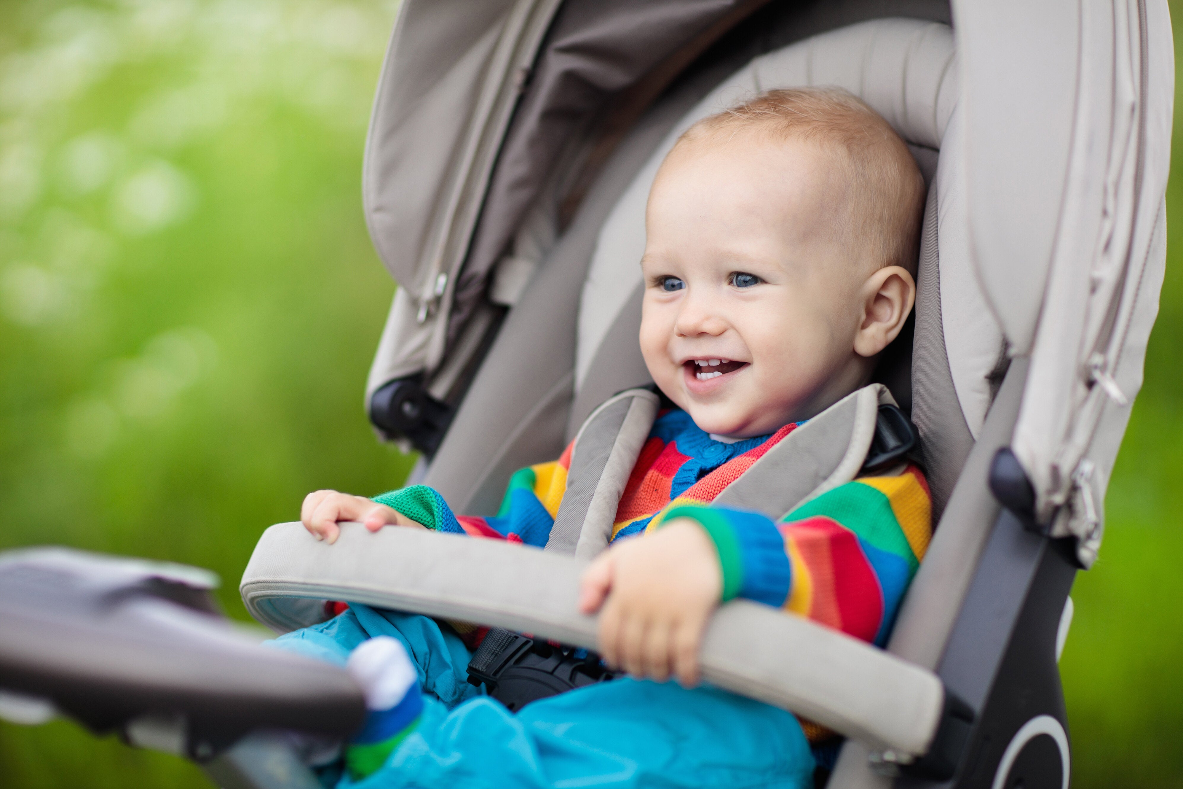 when can you sit baby up in pram