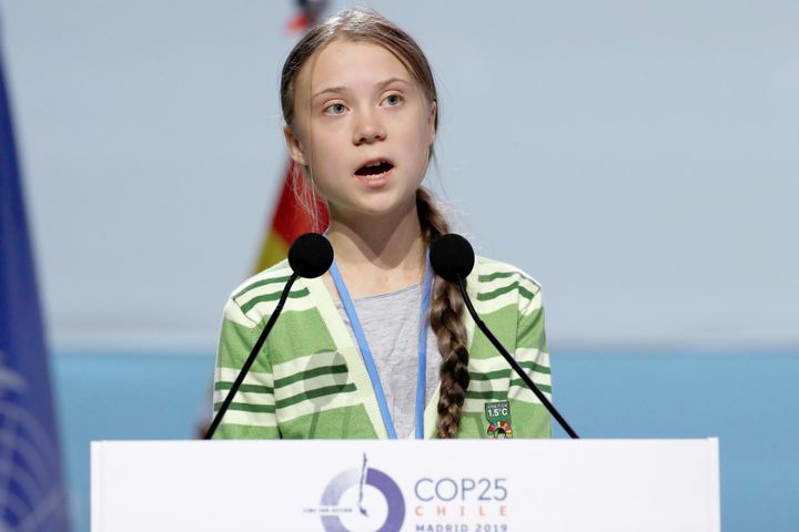 COP25の関連イベントでスピーチするスウェーデンの環境活動家グレタ・トゥンベリさん（スペイン・マドリード）