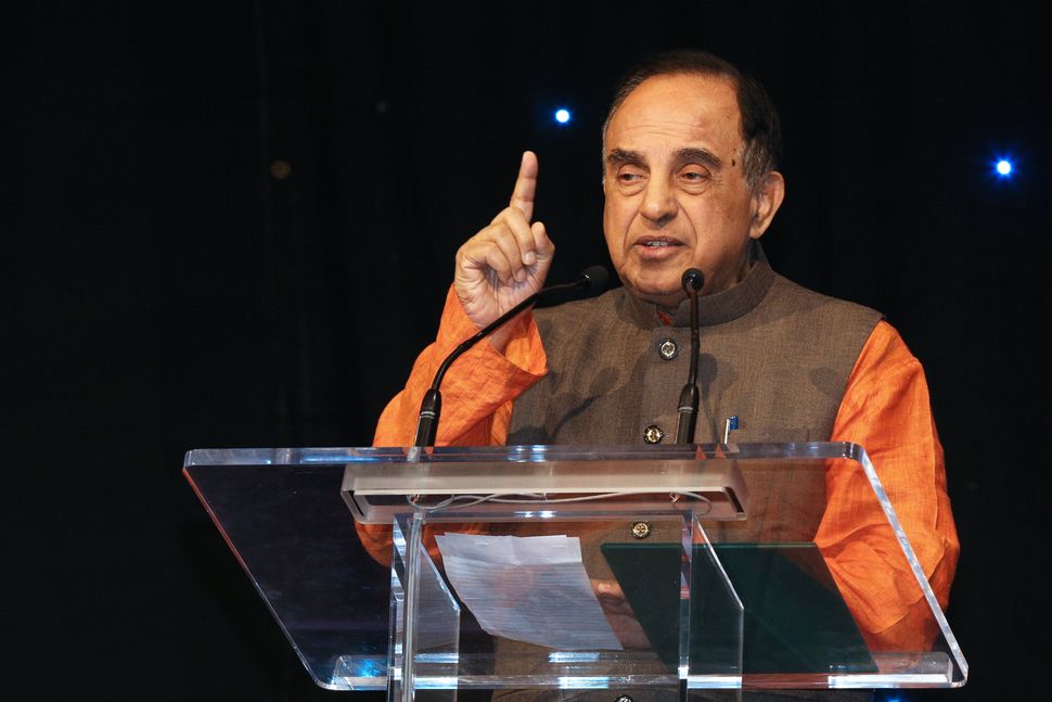 Indian politician Dr. Subramanian Swamy speaks to members of the Canadian Hindu community during his visit to Canada on November 03, 2018. 