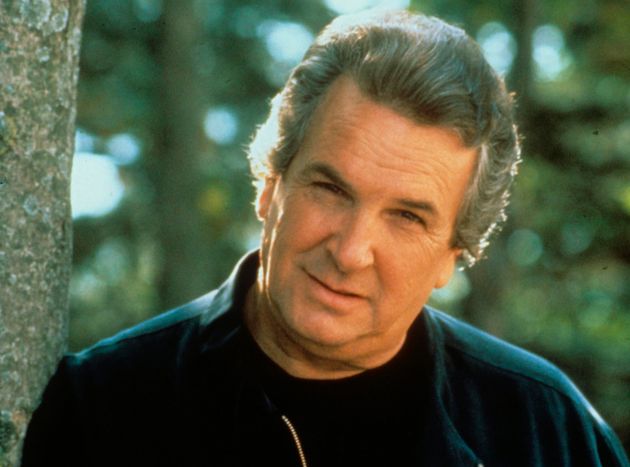***FILE PHOTO*** Actor Danny Aiello Has Passed Away at 86. Danny Aiello in Hudson Hawk.. Credit: 3026909Globe Photos/MediaPunch /IPX