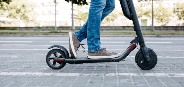 Muere una anciana tras ser atropellada por un patinete eléctrico en